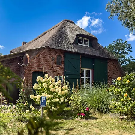 別荘 Reetdachhaus Suensbarg Simonsberg
